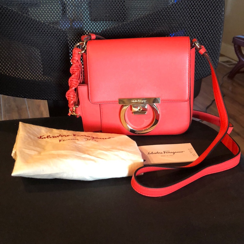 NWT auth ferragamo coral leather crossbody bag